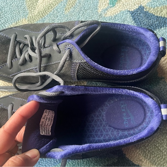 Dansko Black and Purple Athletic Shoes with Breathable Mesh size 39 - Picture 6 of 7
